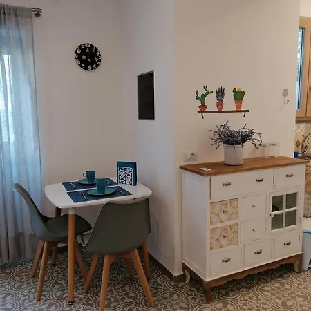 La Casa Di Pitti בית הארחה אנה קאפרי